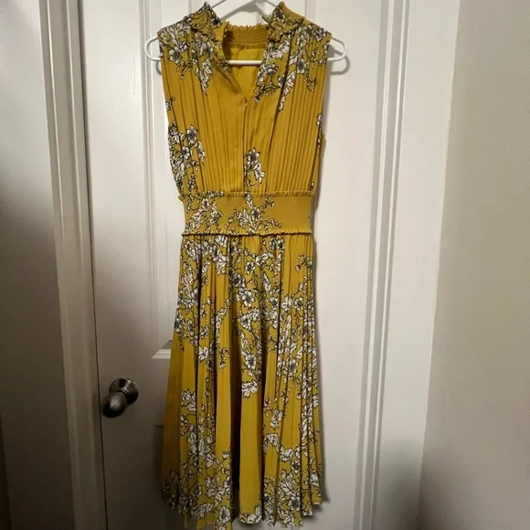 Floral Yellow Dress - Picture 4 of 6